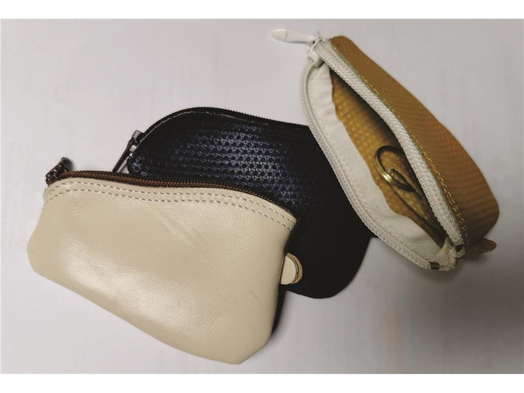 Drobižnica in obesek za ključ 002