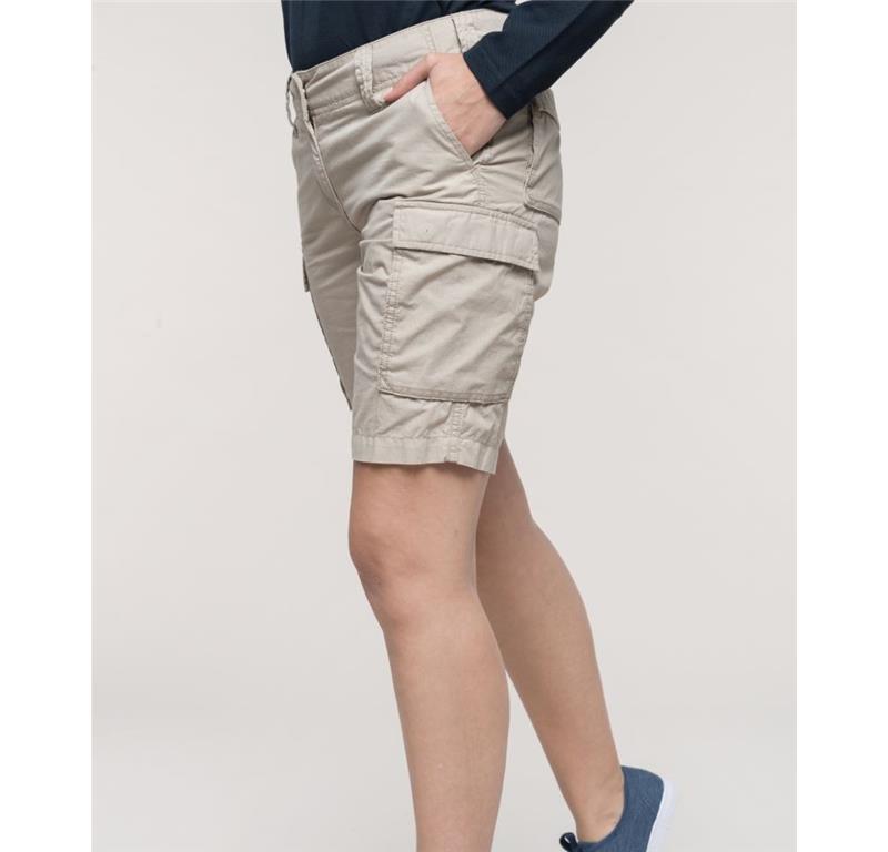 Ženske kratke hlače z žepi K756