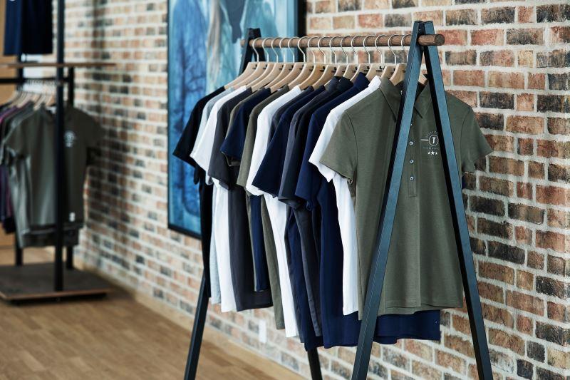 Stojalo za oblačila ZD04